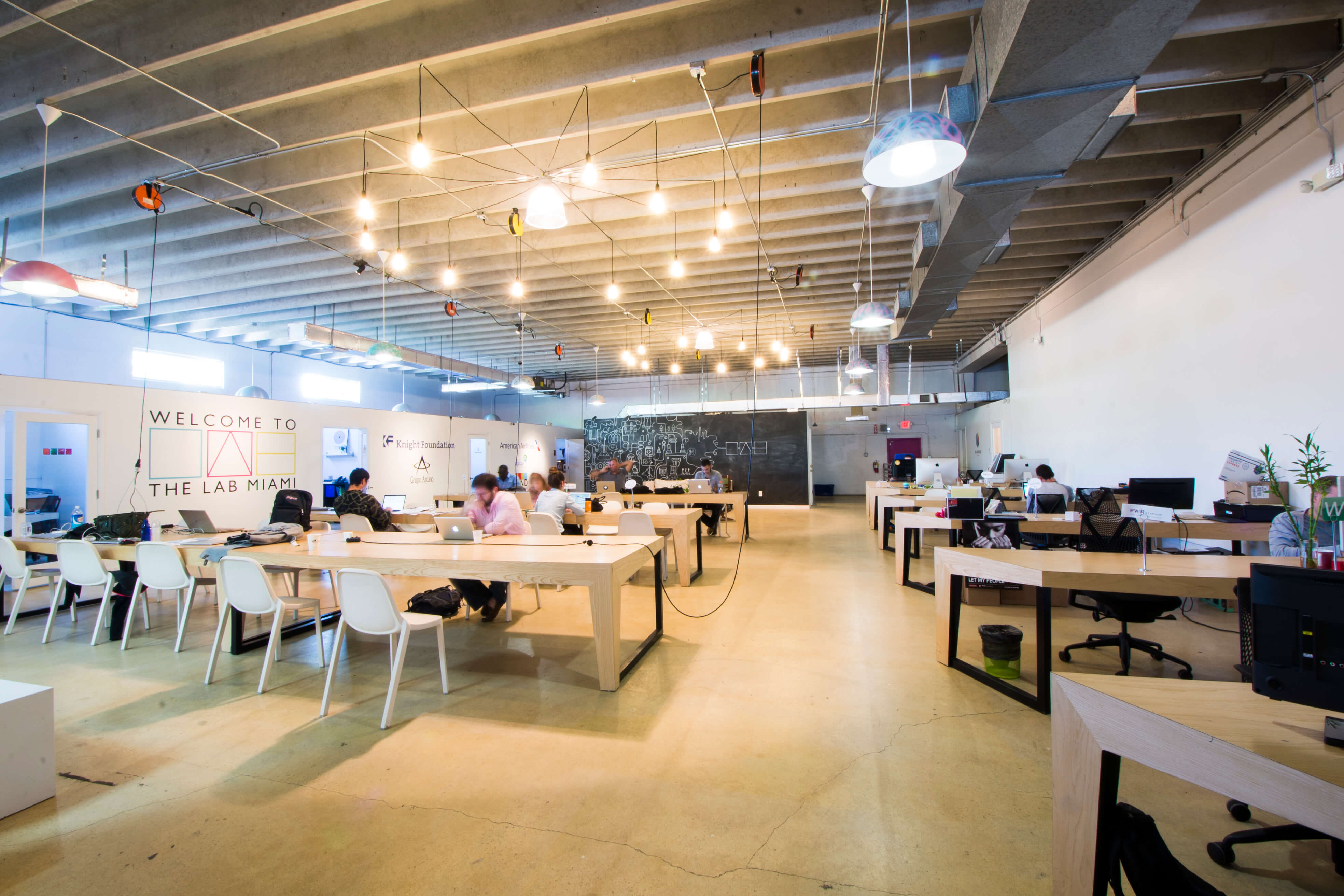 Dark Matter Collective members coworking (photo 2)